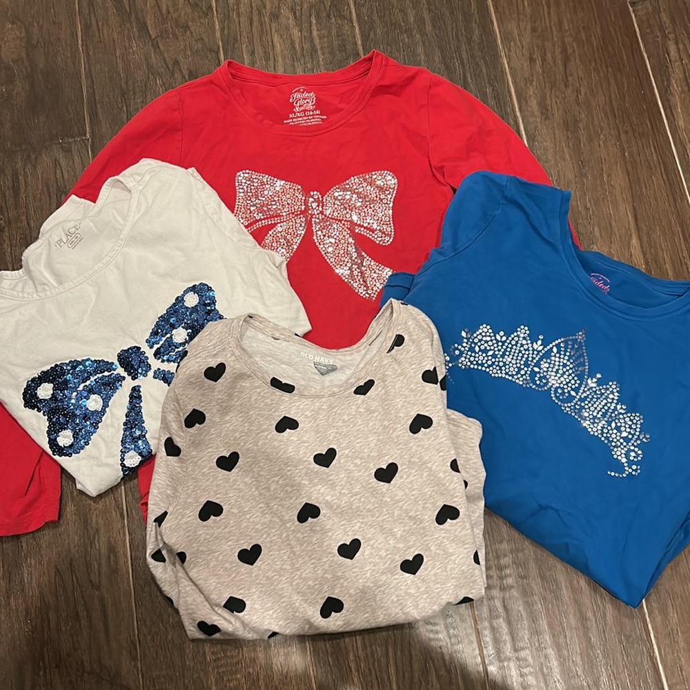 Lot/bundle of 4 long sleeve girl tees 14-16